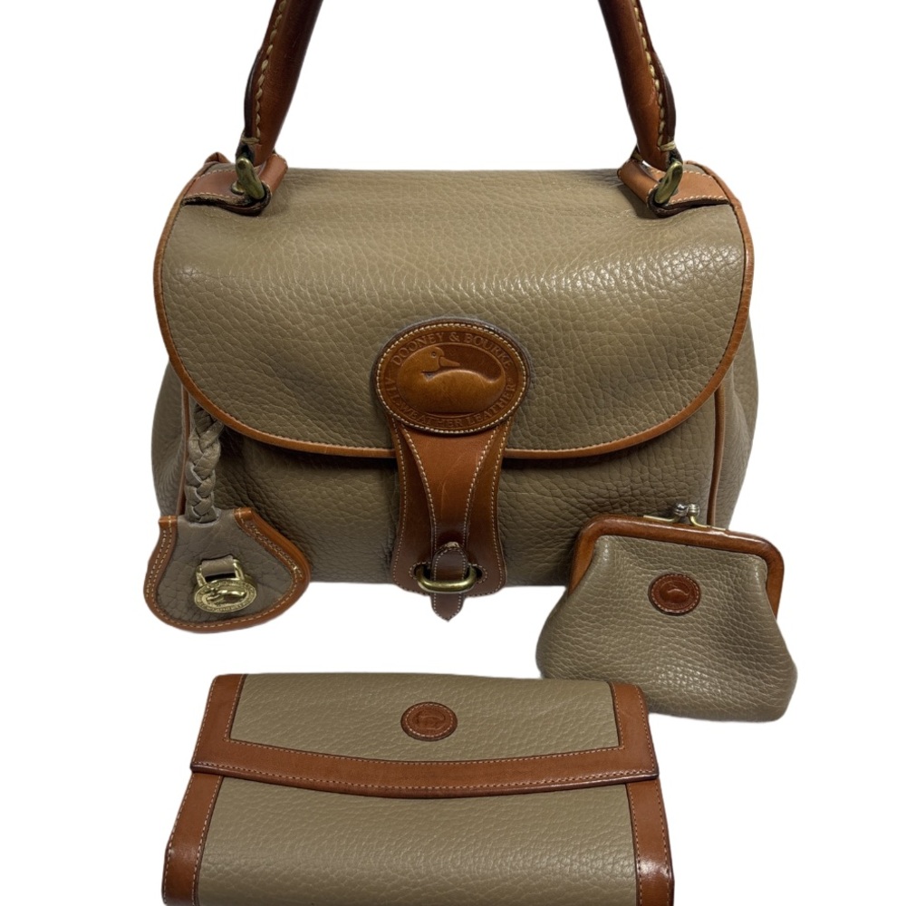 Dooney & Bourke Leather Purse (RARE) Complete Set(Read Description)
